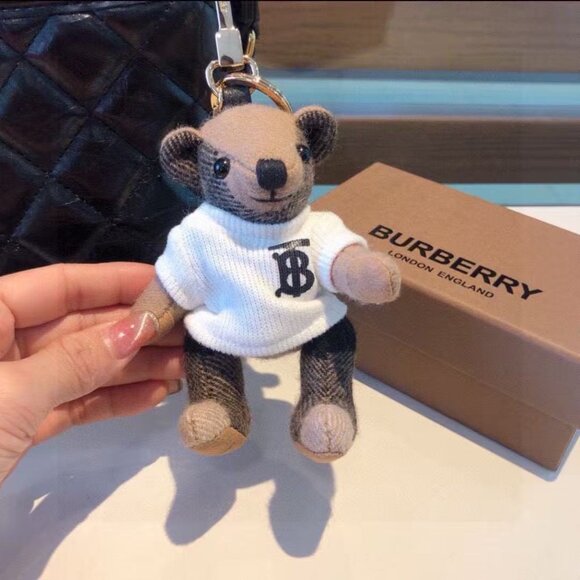 NWT Burberry Bear Rare Keychain Charm w/Box - Picture 1 of 5